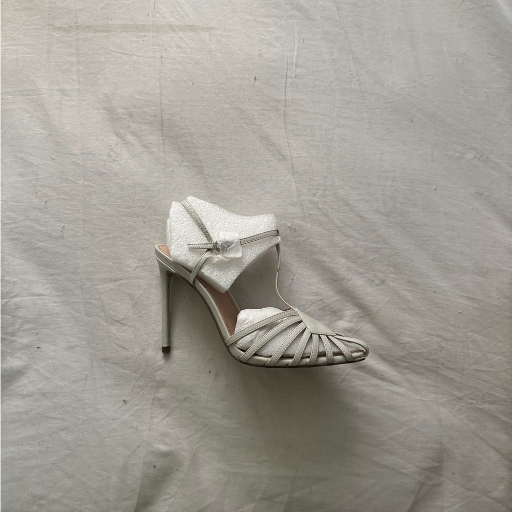 Steve Madden Yasmina Bone Leath